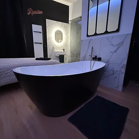 L Evazion Jacuzzi Appartement Grenoble * グルノーブル
