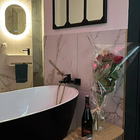 דירה L Evazion Jacuzzi