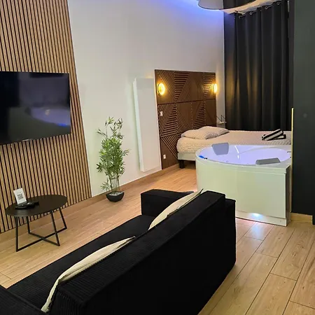L Evazion Jacuzzi 아파트